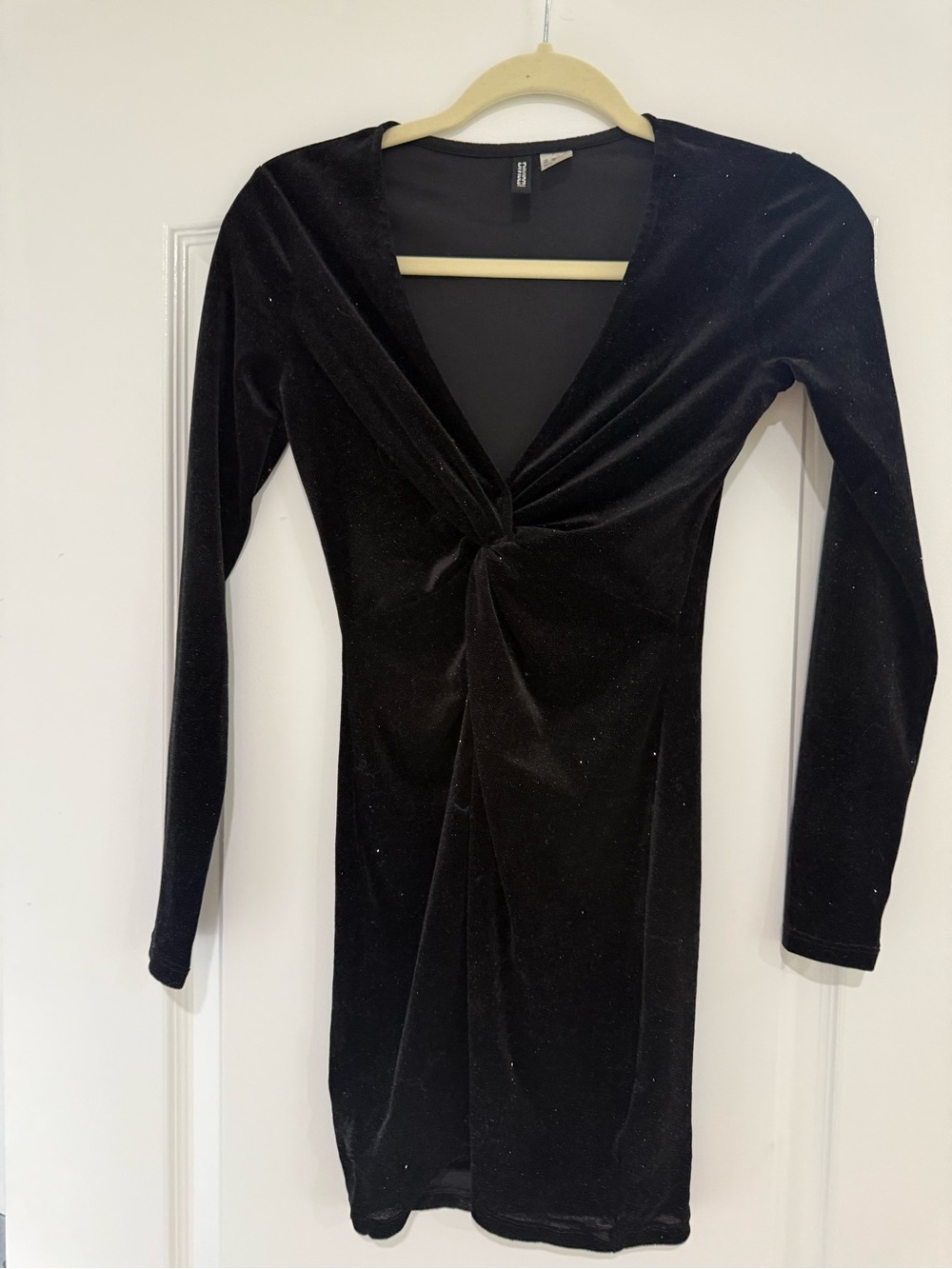 H&M Black Velvet Twist-Front Long-Sleeve Mini Dress